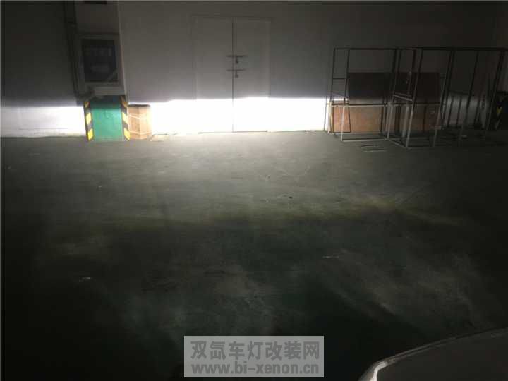 连云港市新浦区凯迪拉克ATS改海拉5透镜，汉雷5500K灯泡。